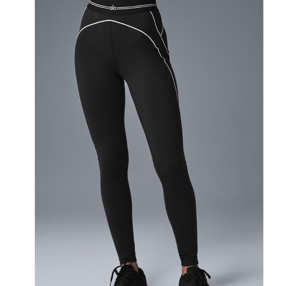 ALO Yoga Black Leggings with White Accents